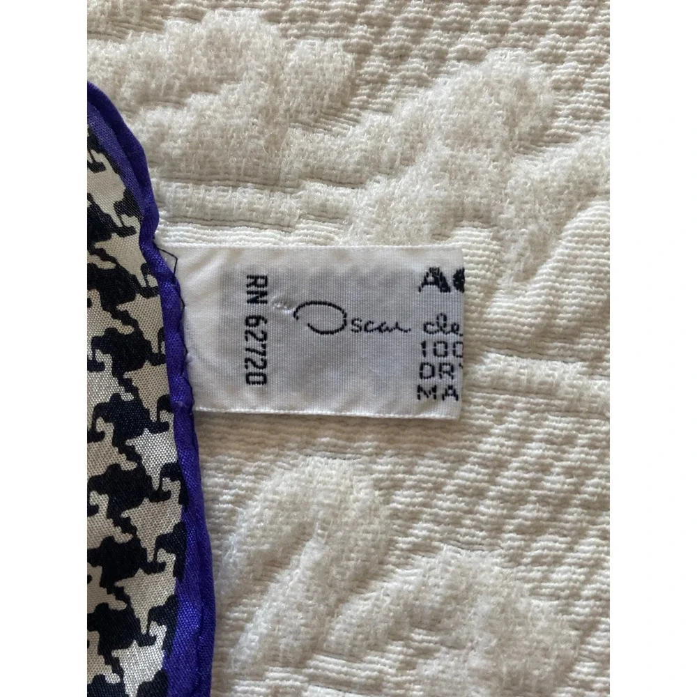 Oscar de la Renta MultiColor Vtg Houndstooth Silk Scarf 30